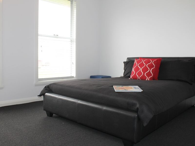 37 Westbourne Drive, Bathurst NSW 2795