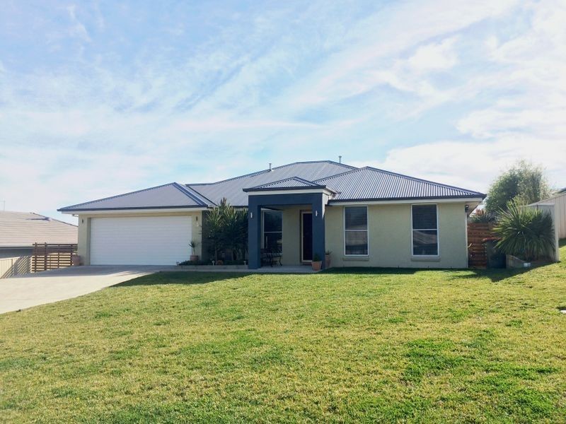 15 Douglas Court, Kelso NSW 2795