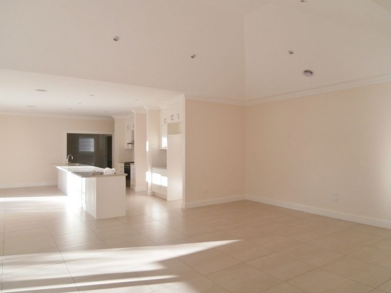 8-C Todd Street, Bathurst NSW 2795