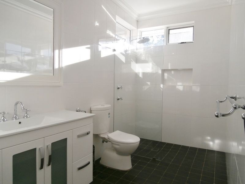 8-C Todd Street, Bathurst NSW 2795