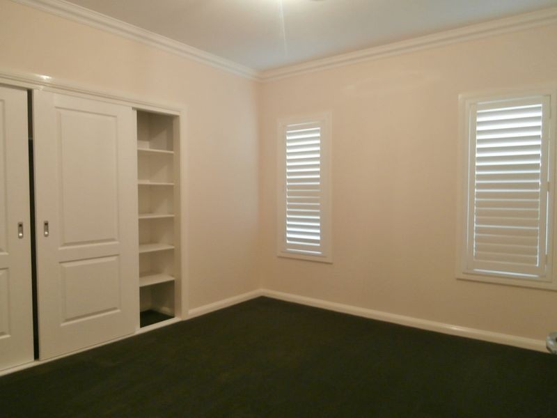 8-C Todd Street, Bathurst NSW 2795