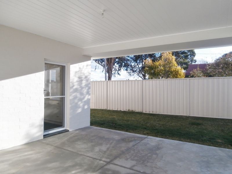 8-C Todd Street, Bathurst NSW 2795
