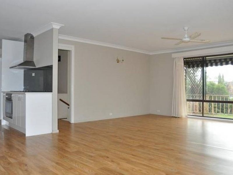 17 Miriyan Drive, Bathurst NSW 2795