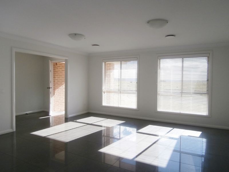 54 Westbourne Drive, Bathurst NSW 2795