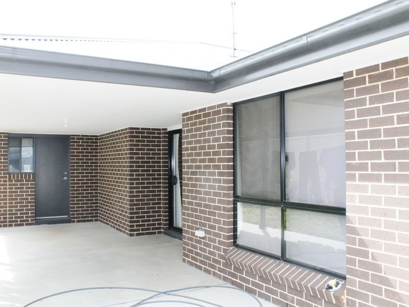 56 Ashworth Drive, Bathurst NSW 2795