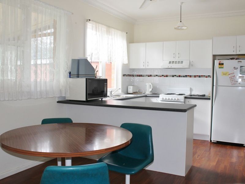 37 Stewart Street, Bathurst NSW 2795