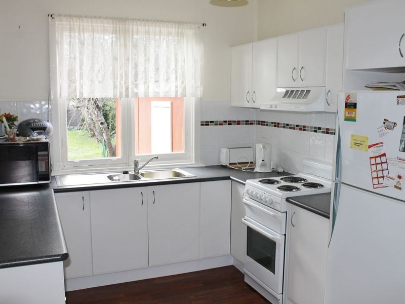 37 Stewart Street, Bathurst NSW 2795