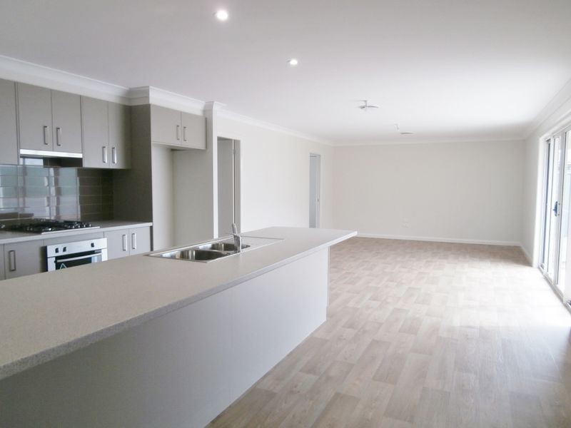 2 Knight Place, Bathurst NSW 2795