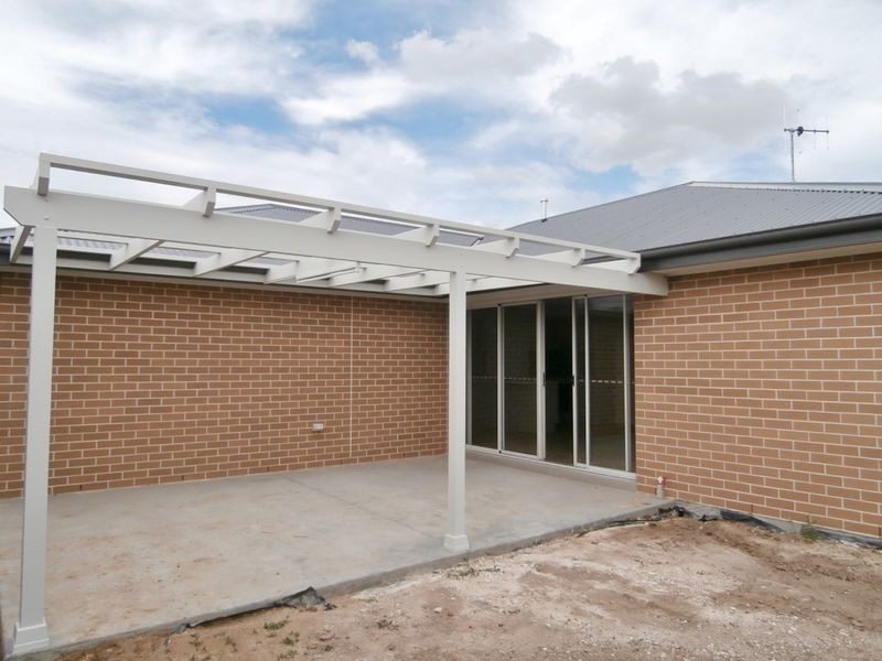2 Knight Place, Bathurst NSW 2795