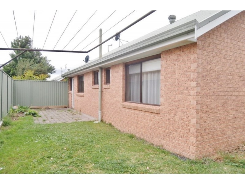 6/112 Piper Street, Bathurst NSW 2795