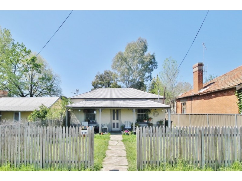 119 Russell Street, Bathurst NSW 2795