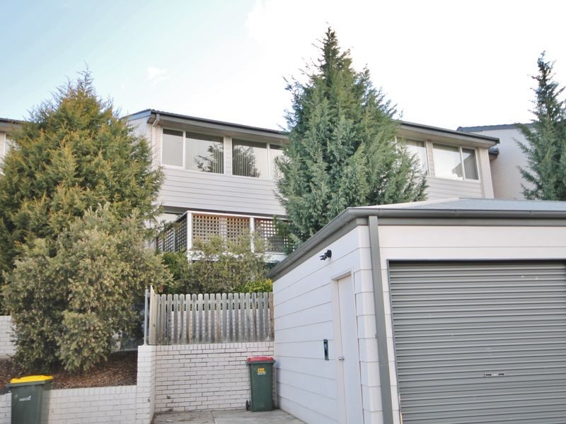 20 Ribbon Gum Place, Bathurst NSW 2795