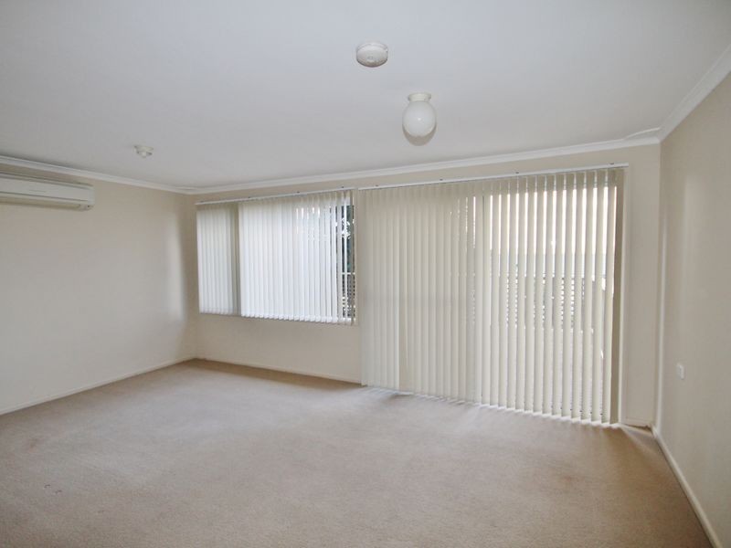 20 Ribbon Gum Place, Bathurst NSW 2795