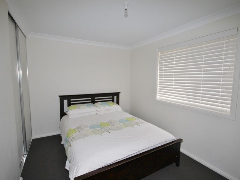 22 Graham Drive, Bathurst NSW 2795