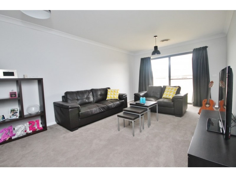 17 Mendel Drive, Kelso NSW 2795