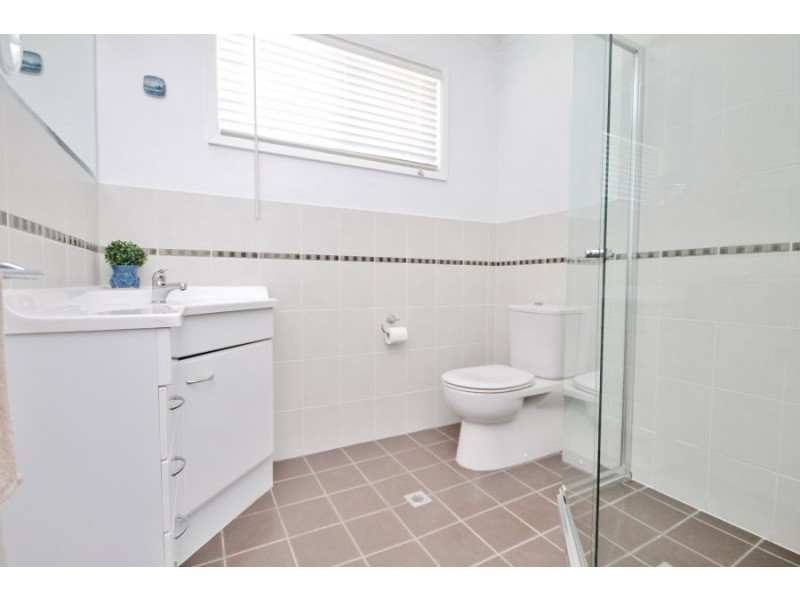 4 Golsby Street, Bathurst NSW 2795
