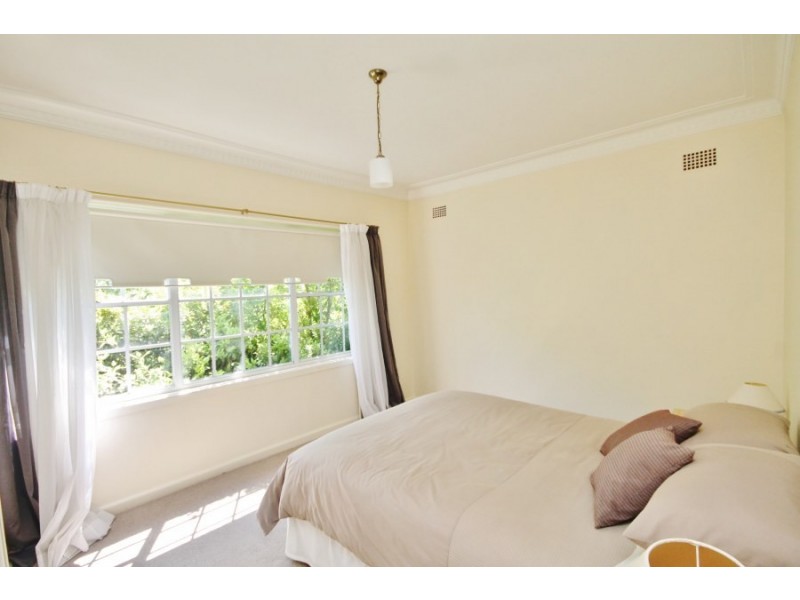 4 Golsby Street, Bathurst NSW 2795