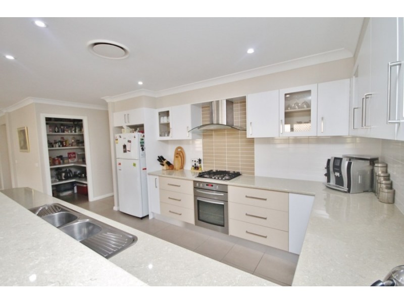 3 Coolabah Close, Kelso NSW 2795