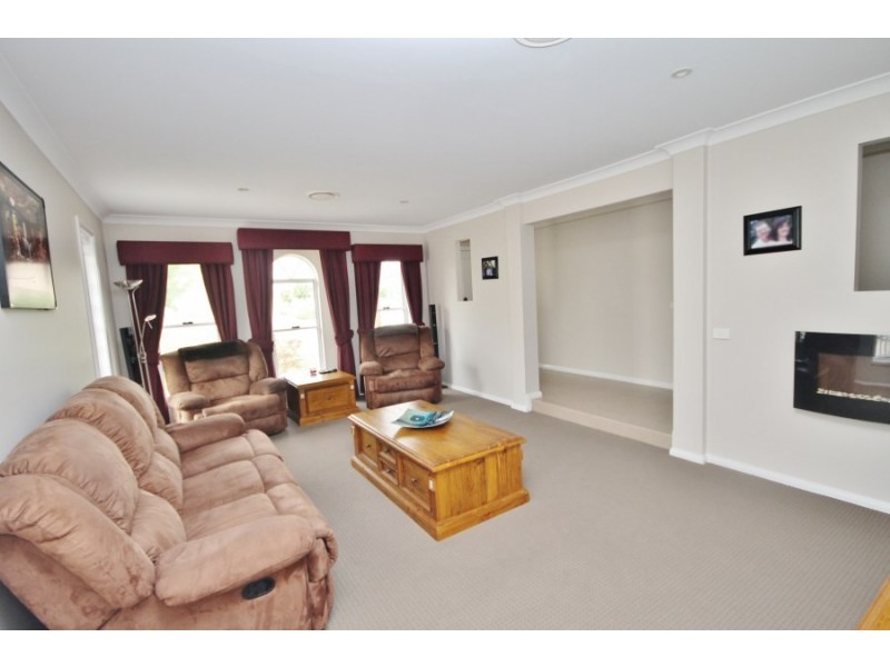 3 Coolabah Close, Kelso NSW 2795