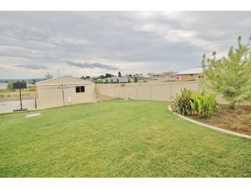 3 Coolabah Close, Kelso NSW 2795