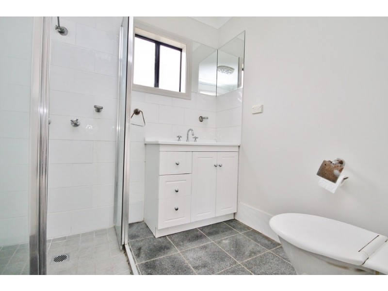 16 Kefford Street, Bathurst NSW 2795
