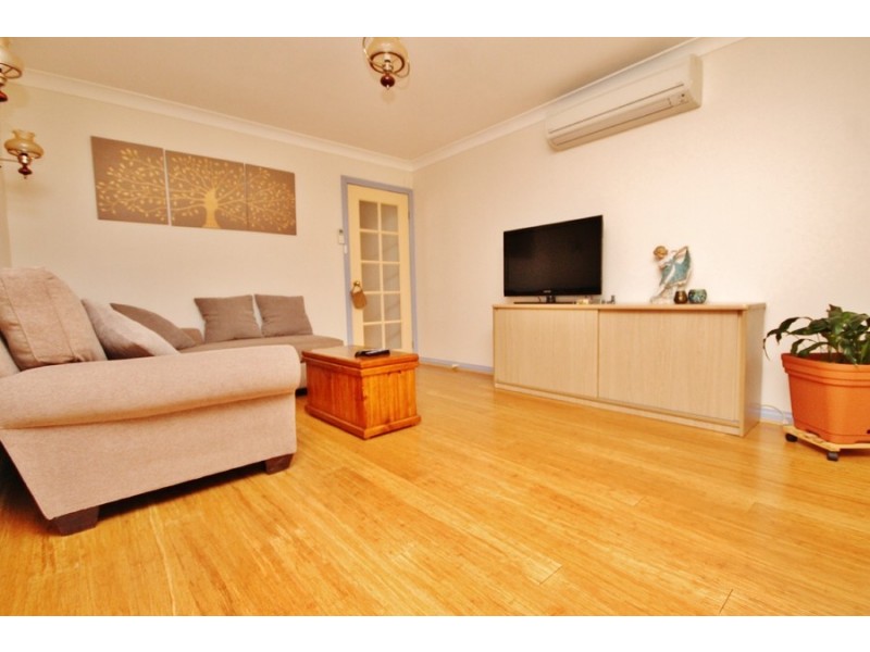 45 Freestone Way, Bathurst NSW 2795