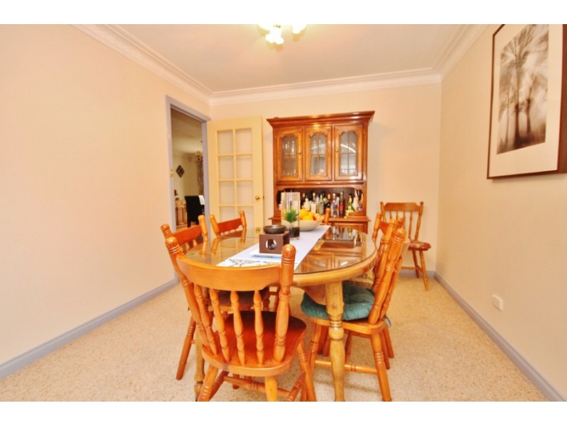 45 Freestone Way, Bathurst NSW 2795