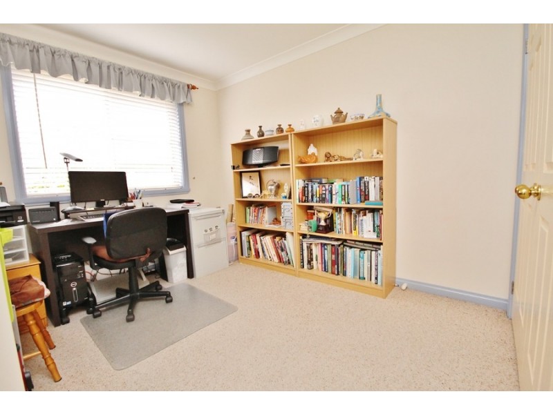 45 Freestone Way, Bathurst NSW 2795