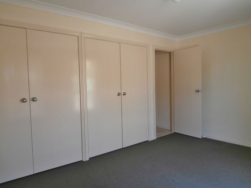 2/5 Dees Close, Bathurst NSW 2795