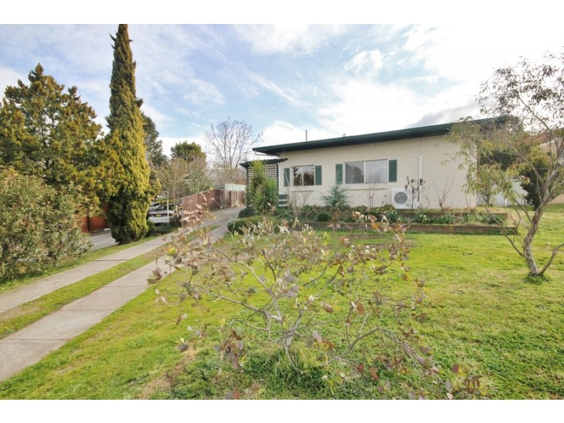 42 Boyd Street, Bathurst NSW 2795