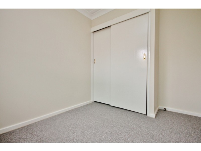 42 Boyd Street, Bathurst NSW 2795