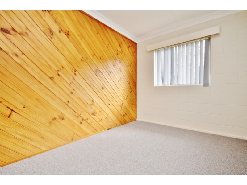 42 Boyd Street, Bathurst NSW 2795
