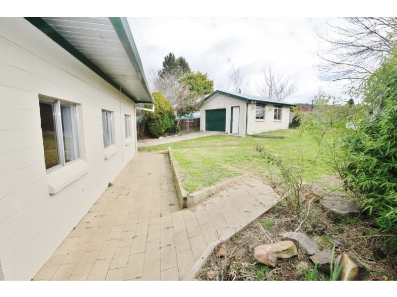42 Boyd Street, Bathurst NSW 2795