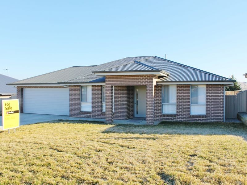 7 Mendel Drive, Kelso NSW 2795