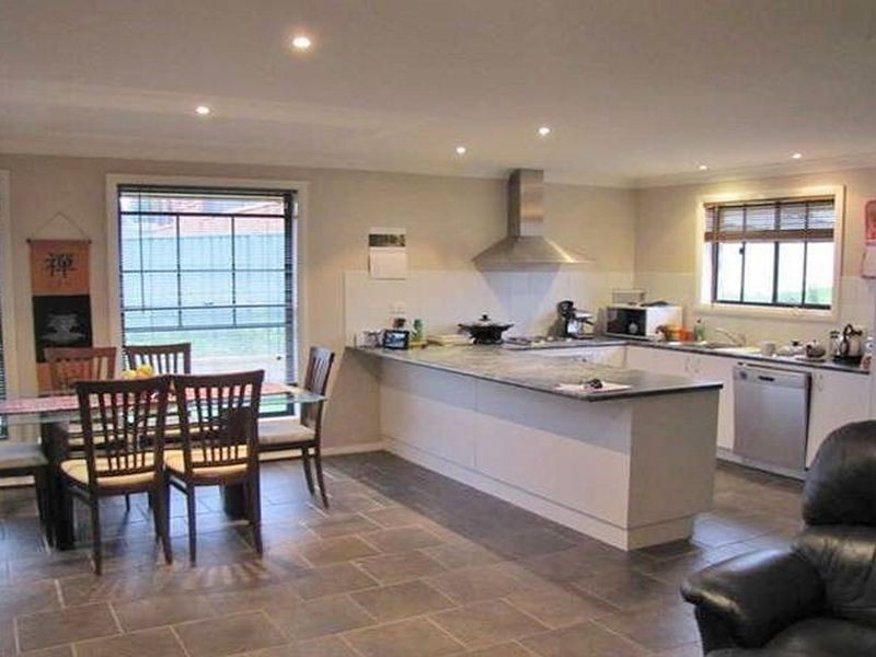 25 Tandora Street, Bathurst NSW 2795