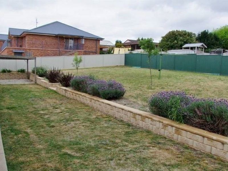 25 Tandora Street, Bathurst NSW 2795