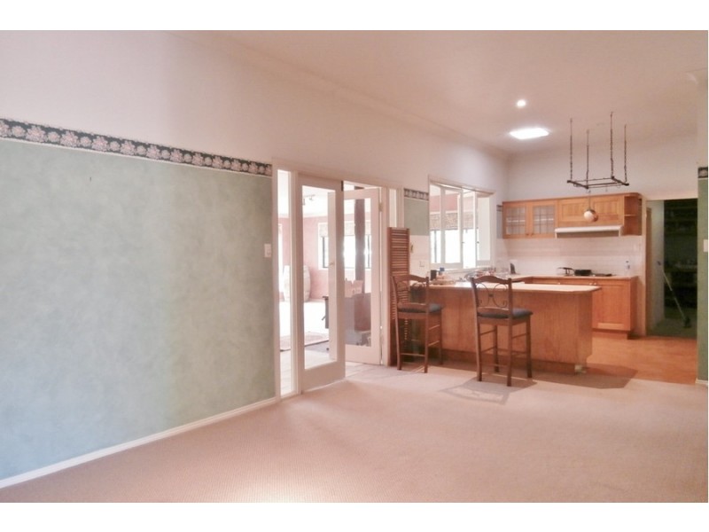 5 Cambewarra Court, Bathurst NSW 2795