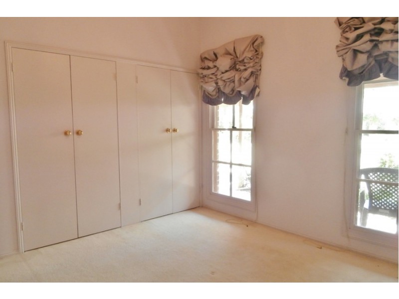 5 Cambewarra Court, Bathurst NSW 2795