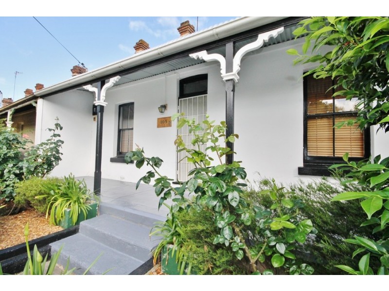 105 Seymour Street, Bathurst NSW 2795