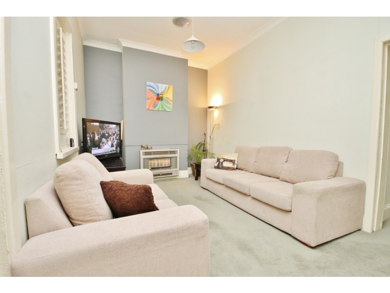 105 Seymour Street, Bathurst NSW 2795