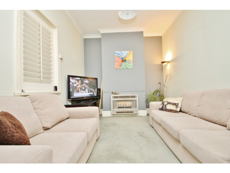 105 Seymour Street, Bathurst NSW 2795