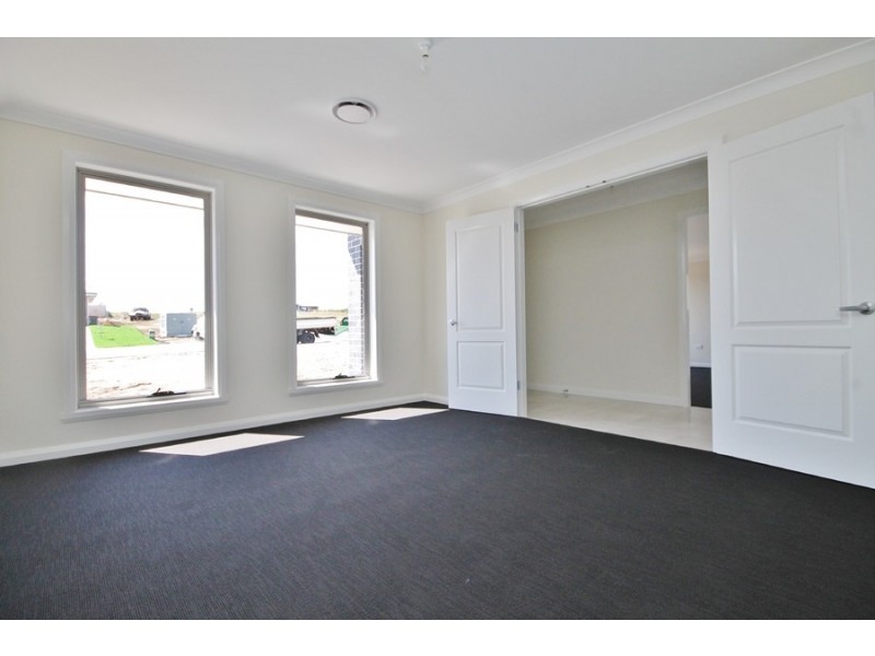 57 Graham Drive, Kelso NSW 2795