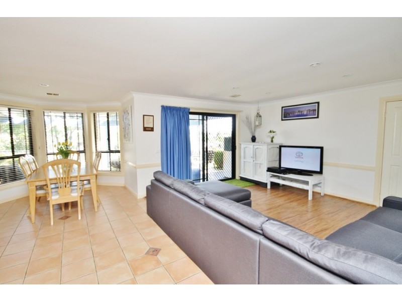 4 Lindens Close, Kelso NSW 2795