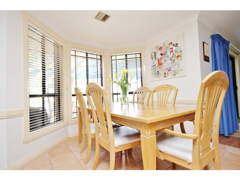 4 Lindens Close, Kelso NSW 2795