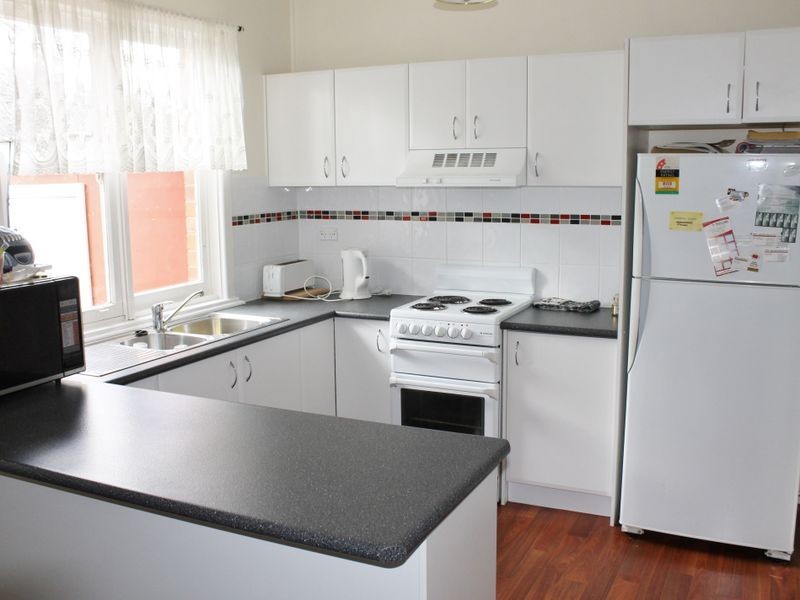 37 Stewart Street, Bathurst NSW 2795