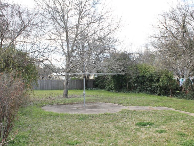 37 Stewart Street, Bathurst NSW 2795