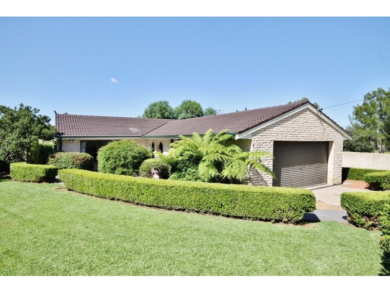 1 Godfrey Street, Raglan NSW 2795