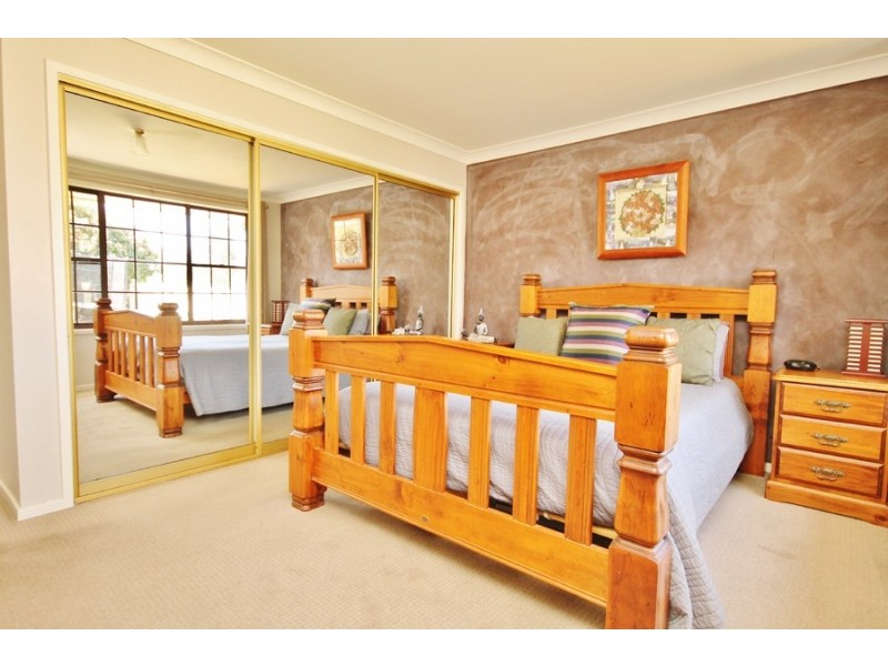 1 Godfrey Street, Raglan NSW 2795