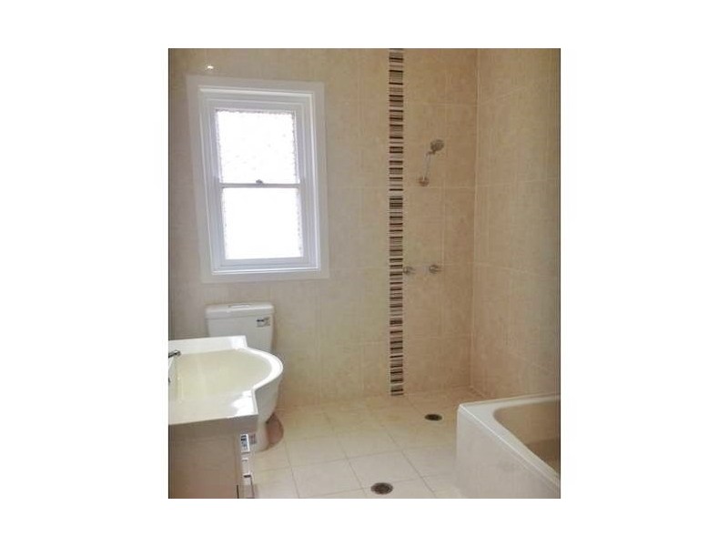 73 Brilliant Street, Bathurst NSW 2795