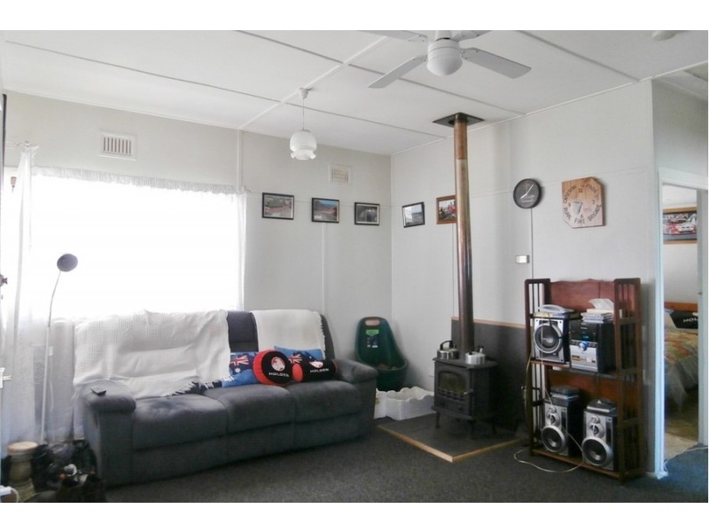 23 Monty Walk, Bathurst NSW 2795